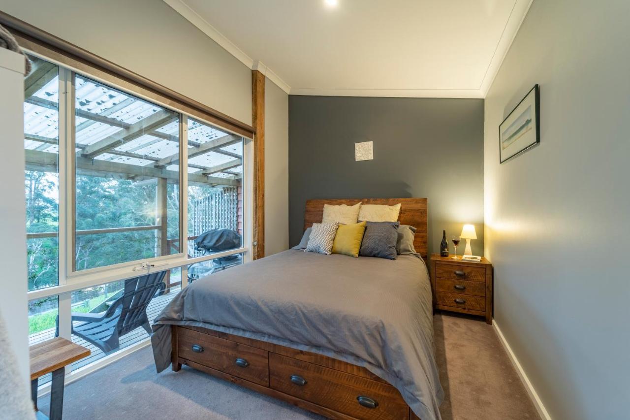 Platypus Waters B&B Сміттон Екстер'єр фото